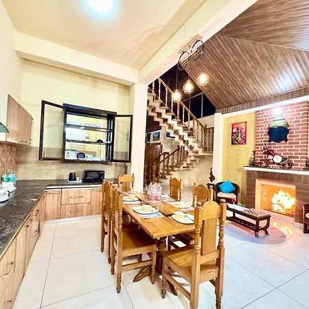 The Auriga 3Bhk Fully Entair Villa With Bonfire In Kasauli I Pvt Stay I Open Air Terrace I Kitchen Livingroom I Lawn Bonfire I Gaming Zone 外观 照片