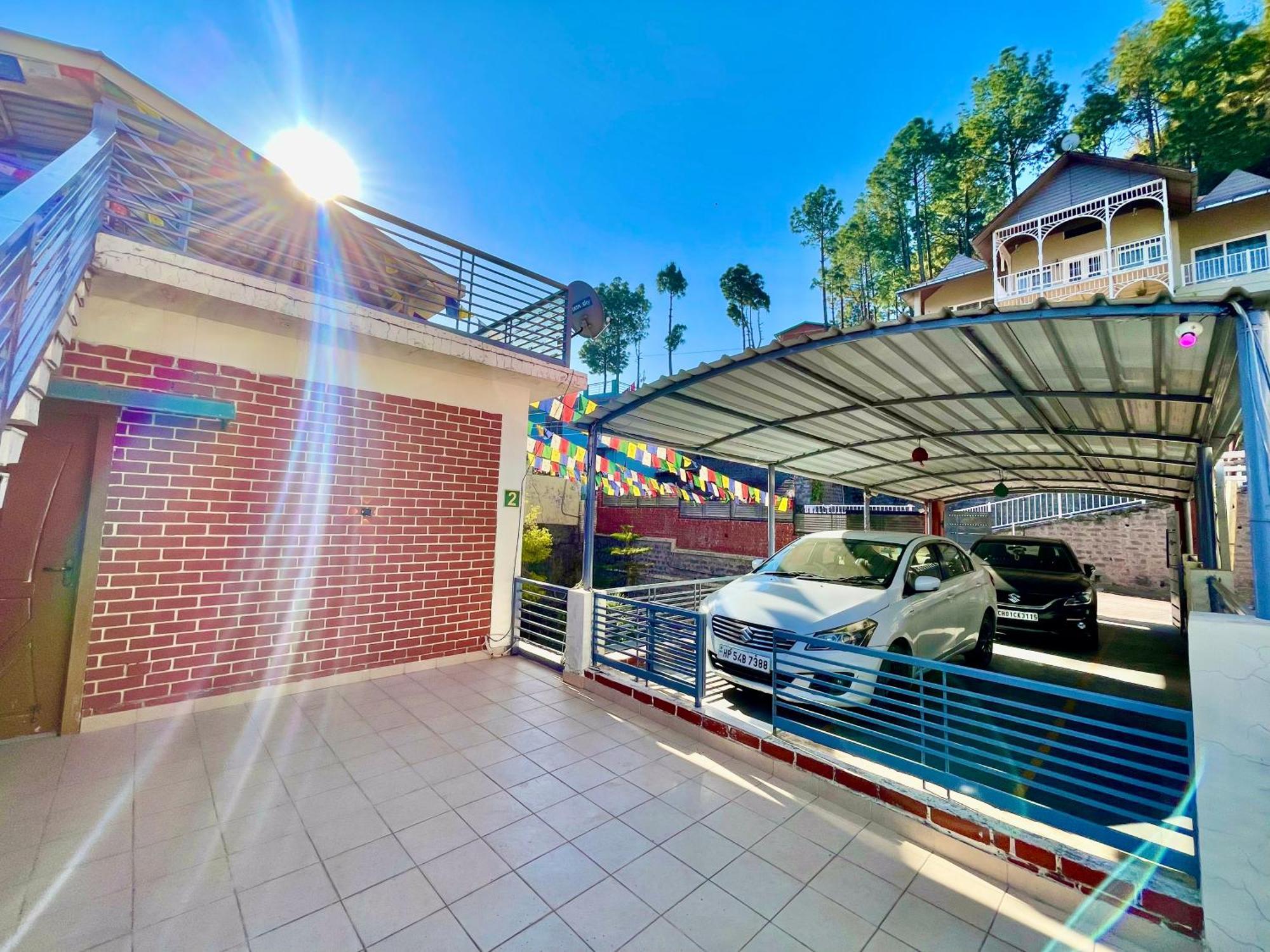 The Auriga 3Bhk Fully Entair Villa With Bonfire In Kasauli I Pvt Stay I Open Air Terrace I Kitchen Livingroom I Lawn Bonfire I Gaming Zone 外观 照片