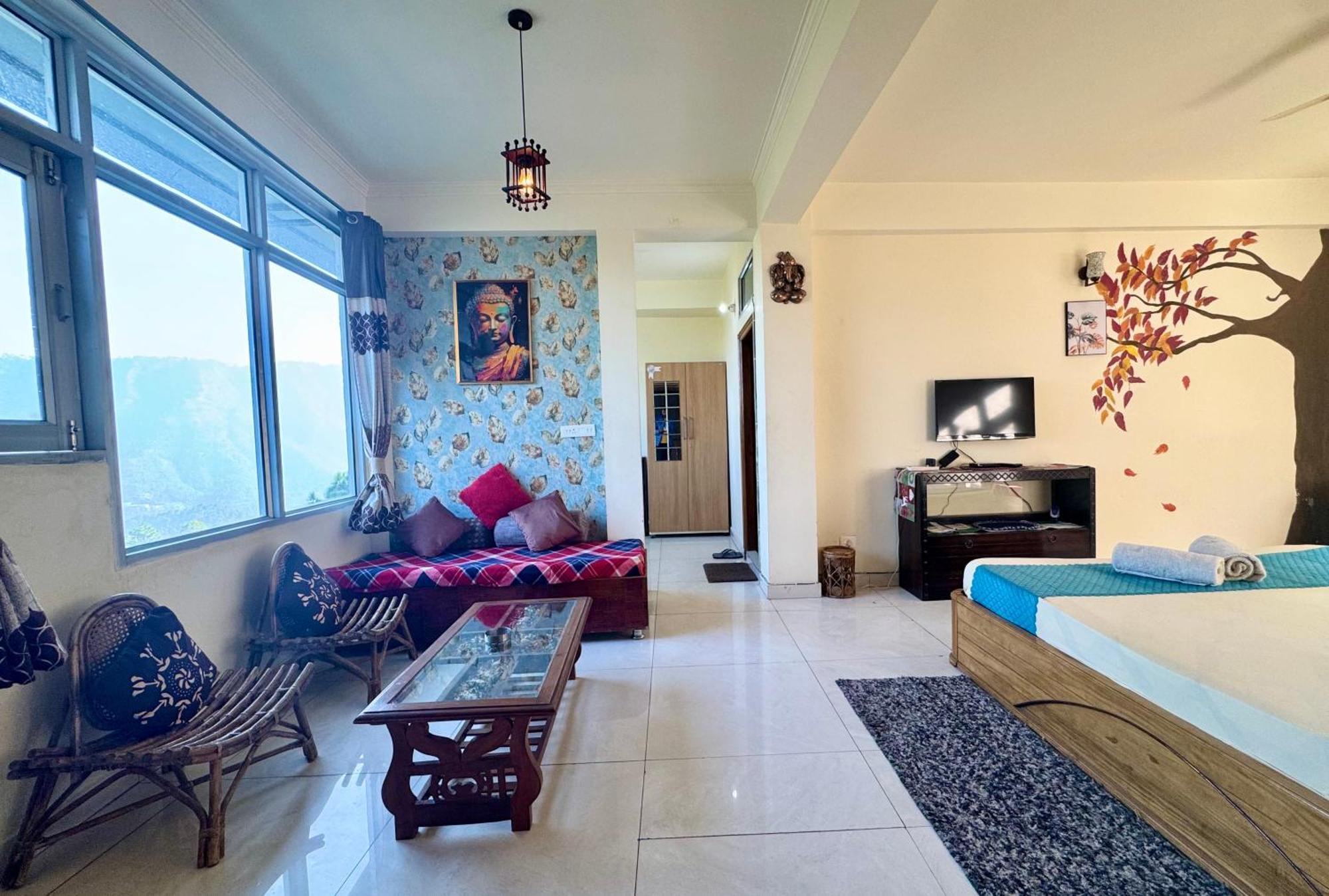 The Auriga 3Bhk Fully Entair Villa With Bonfire In Kasauli I Pvt Stay I Open Air Terrace I Kitchen Livingroom I Lawn Bonfire I Gaming Zone 外观 照片