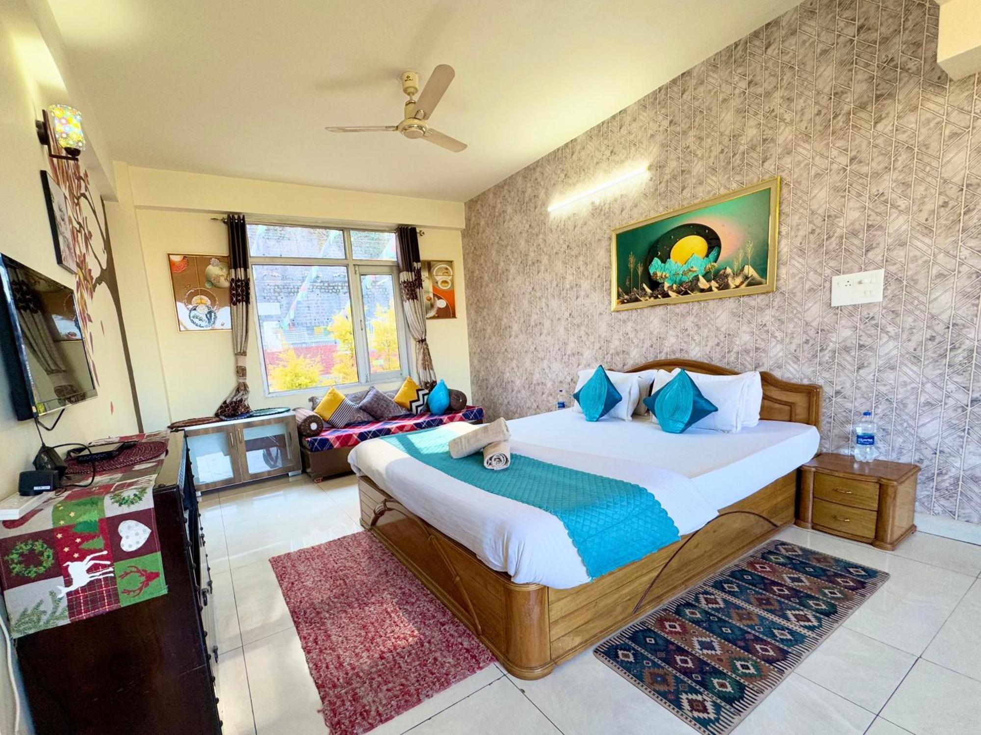 The Auriga 3Bhk Fully Entair Villa With Bonfire In Kasauli I Pvt Stay I Open Air Terrace I Kitchen Livingroom I Lawn Bonfire I Gaming Zone 外观 照片