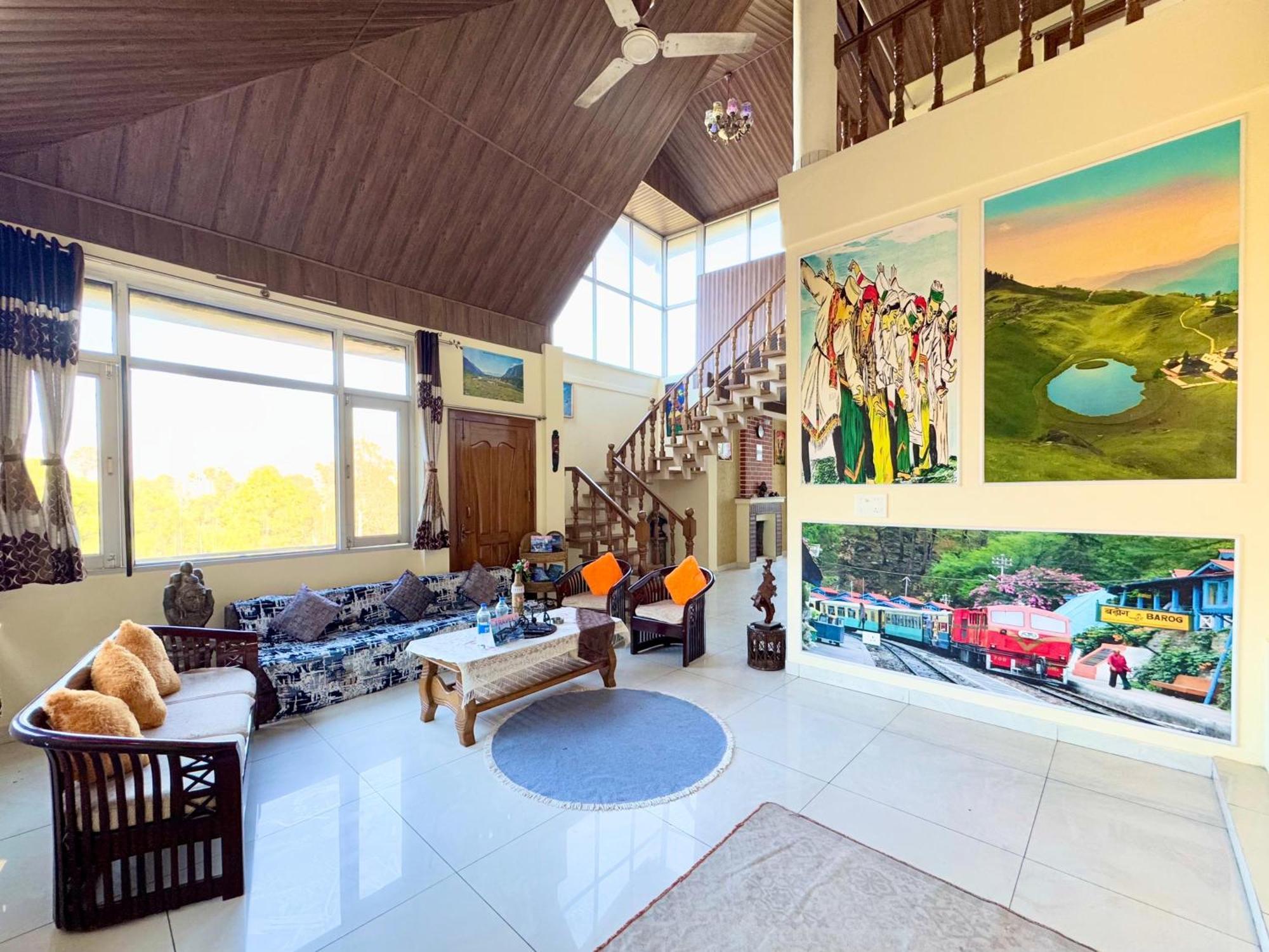 The Auriga 3Bhk Fully Entair Villa With Bonfire In Kasauli I Pvt Stay I Open Air Terrace I Kitchen Livingroom I Lawn Bonfire I Gaming Zone 外观 照片