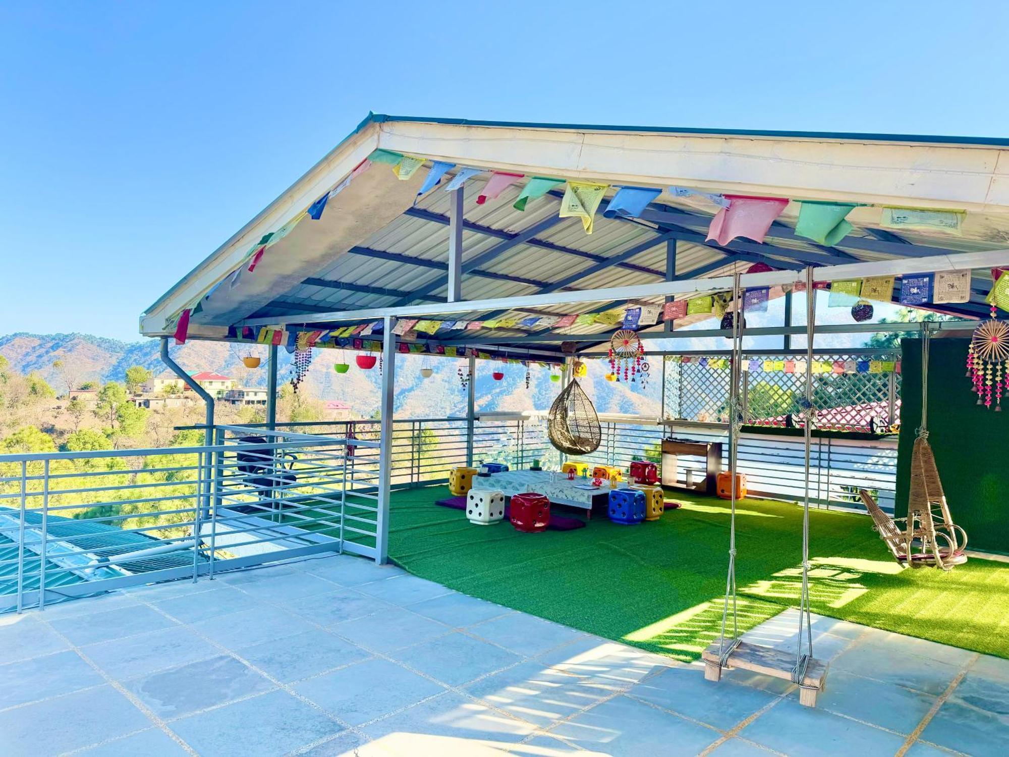 The Auriga 3Bhk Fully Entair Villa With Bonfire In Kasauli I Pvt Stay I Open Air Terrace I Kitchen Livingroom I Lawn Bonfire I Gaming Zone 外观 照片